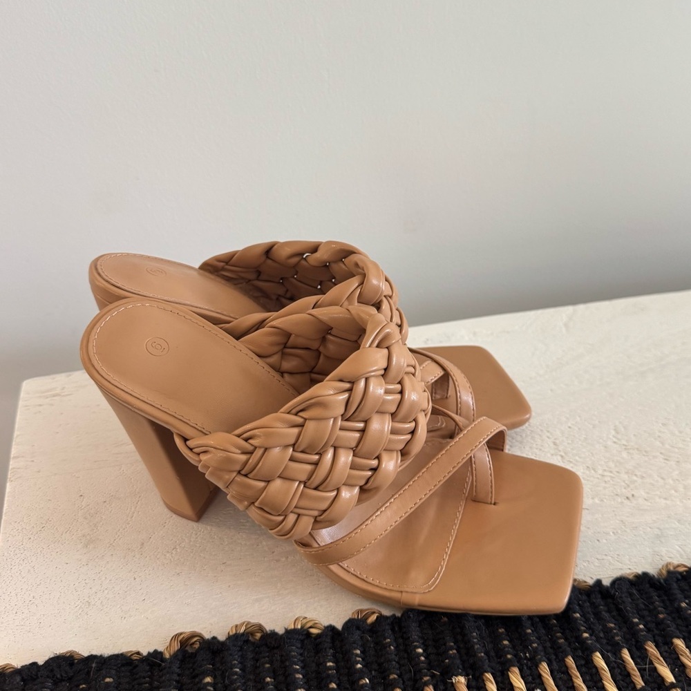 Leather Braided Tan Heels size 6